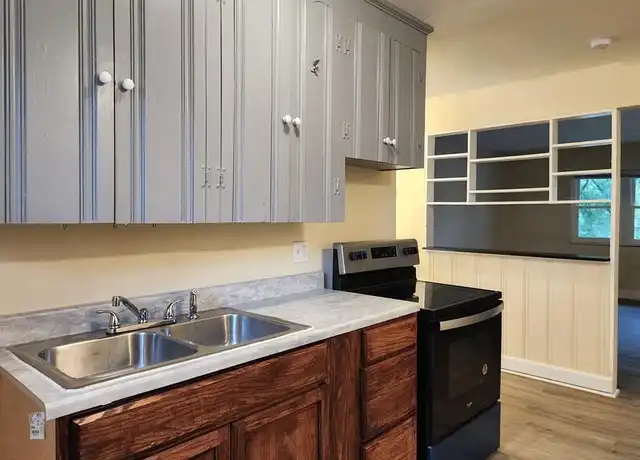 Property at 9 Morris St Unit 4, Portsmouth, VA, 23702, 2 beds, 1 bath, [object Object]
