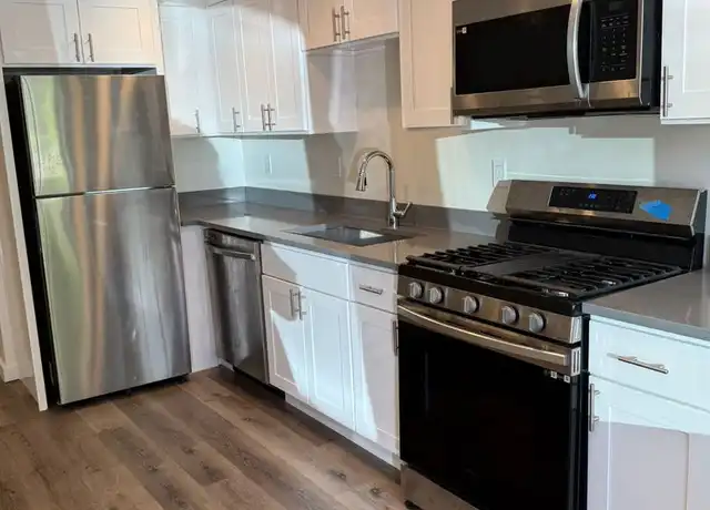 Property at 9251 Ashworth Ave N Unit 102, Seattle, WA, 98103, 3 beds, 2 baths, [object Object]