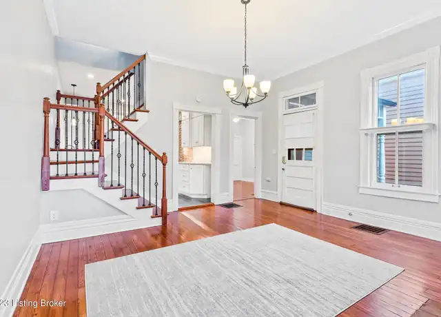 Property at 2118 Longest Ave, Louisville, KY, 40204, 3 beds, 2 baths, [object Object]