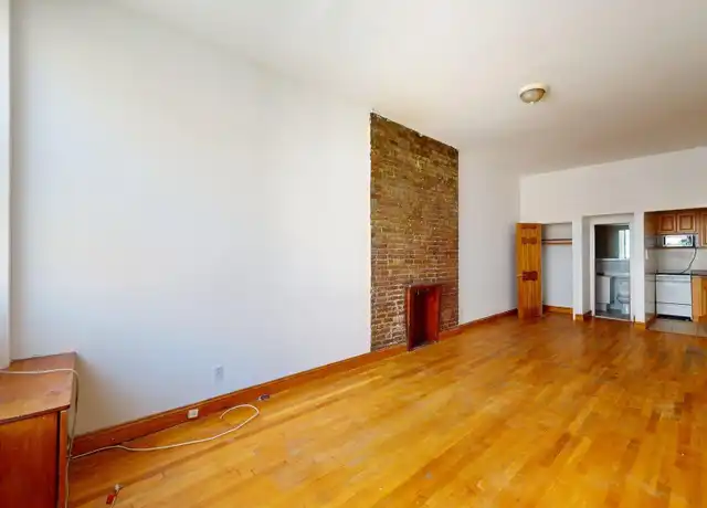 Property at 222 W 72nd St Unit 3A, New York, NY, 10023, 1 bed, 1 bath, [object Object]