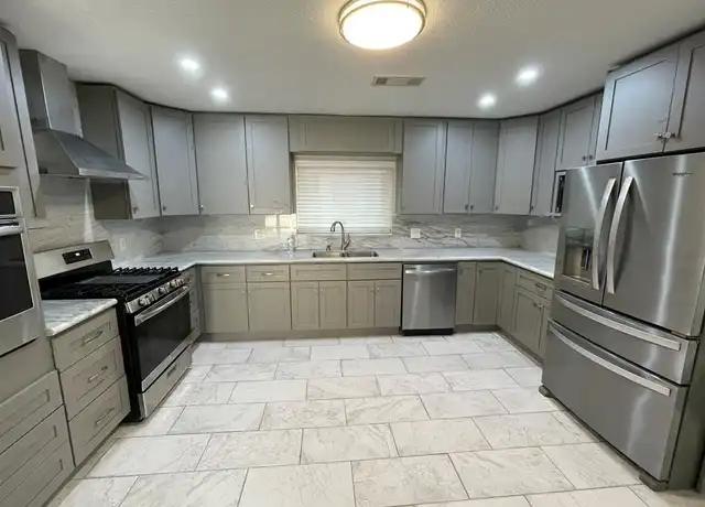 Property at 4955 Braesheather Dr, Houston, TX, 77096, 4 beds, 3.5 baths, [object Object]