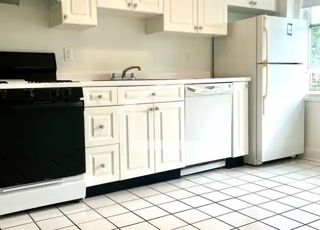 Property at 113 Kilsyth Rd, Brighton, MA, 02135, 2 beds, 1 bath, [object Object]