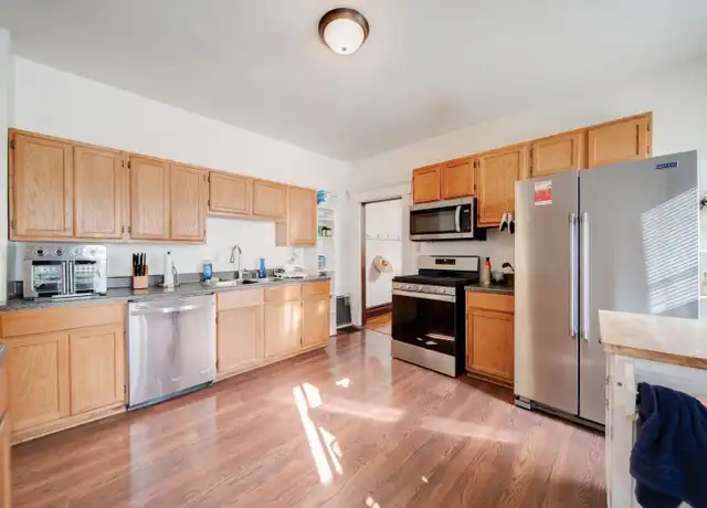 Property at 73 E Maynard Ave, Columbus, OH, 43202, 5 beds, 2 baths, [object Object]