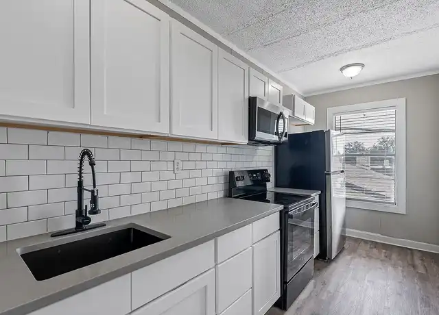 Property at Hyde Park Arbors - 104 S Armenia Ave, Tampa, FL, 33609, 0 beds, 1 bath, [object Object]