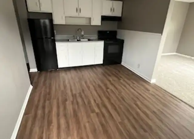 Property at 3236 W Mooresville Rd Unit 3238, Indianapolis, IN, 46221, 2 beds, 1 bath, [object Object]