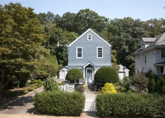 Property at 14 Rosedale Ave, Hastings on Hudson, NY, 10706, 4 beds, 2 baths, [object Object]