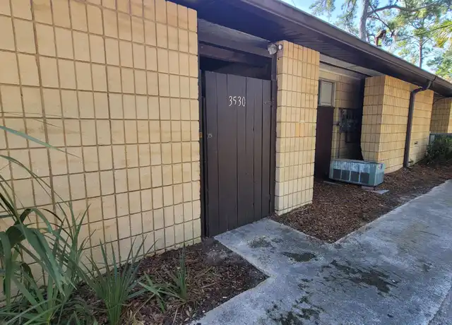 Property at 3530 NW 21st St Unit 1, Gainesville, FL, 32605, 1 bed, 1 bath, [object Object]