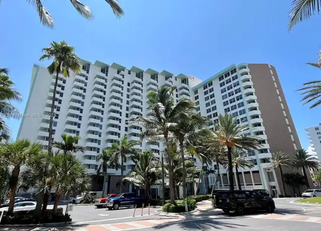 Property at 2899 Collins Ave #1433, Miami Beach, FL, 33140, 0 beds, 1 bath, [object Object]