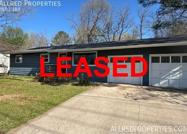 Property at 2832 W Mount Comfort Rd, Fayetteville, AR, 72704, 3 beds, 1 bath, [object Object]