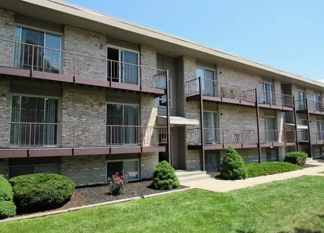 Property at 2306 Village Ct Unit 1205, Omaha, NE, 68144, 1 bed, 1 bath, [object Object]
