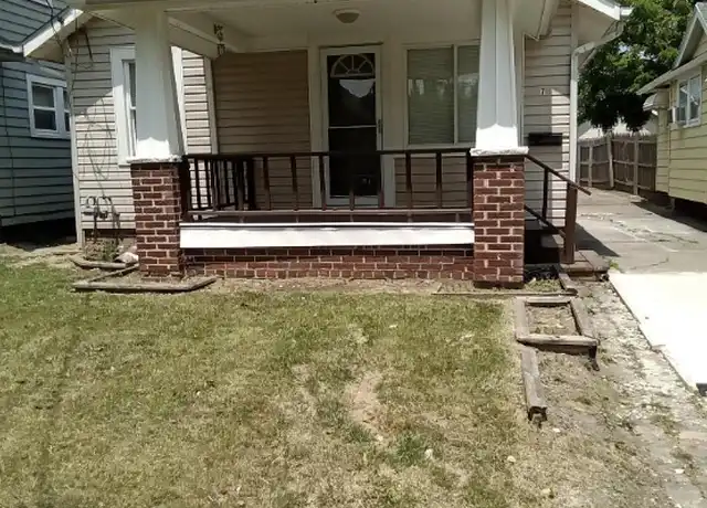 Property at 1740 Duncan Rd, Toledo, OH, 43613, 2 beds, 1 bath, [object Object]