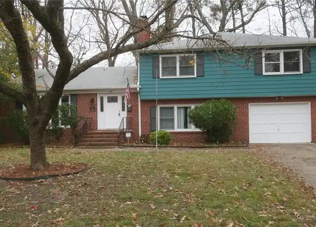 Property at 146 Ridgewood Pkwy, Newport News, VA, 23608, 4 beds, 2.5 baths, [object Object]