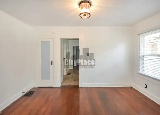 Property at 810 N Gladstone Ave, Indianapolis, IN, 46201, 1 bed, 1 bath, [object Object]