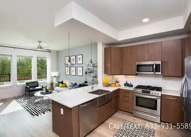Property at 701 Cohn St Unit AM2, Houston, TX, 77007, 2 beds, 2 baths, [object Object]