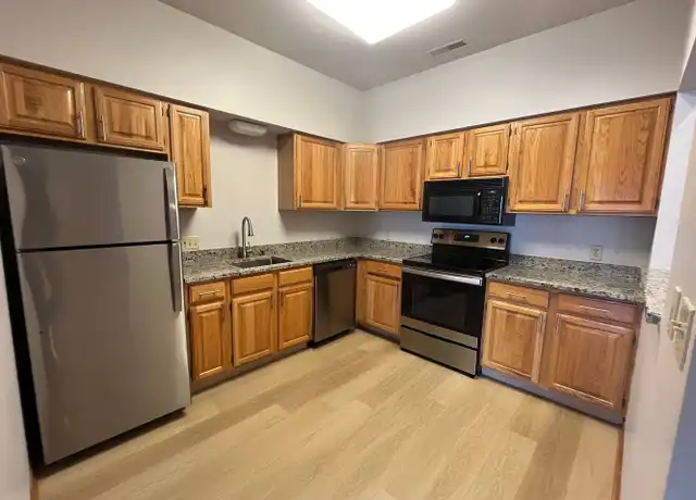 Property at N16W22360 Watertown Rd Unit 5026, Waukesha, WI, 53186, 2 beds, 2 baths, [object Object]