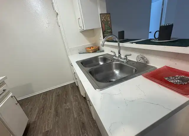 Property at Halsted Apartments - 17821 Halsted St, Northridge, CA, 91325, 1 bed, 1 bath, [object Object]