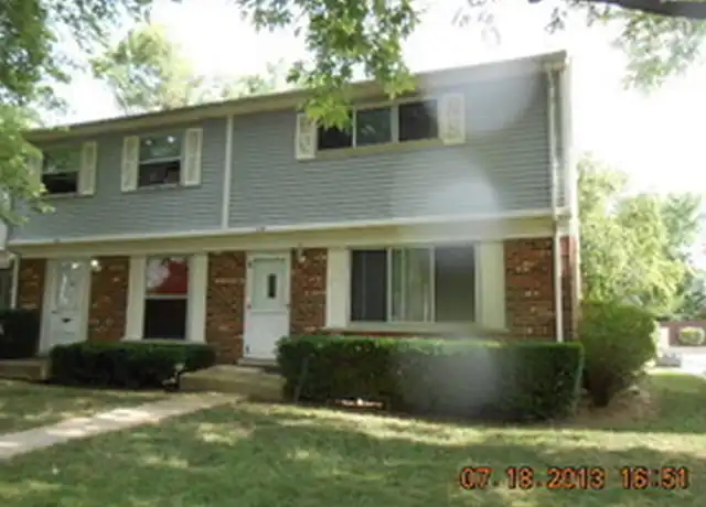 Property at 114 Jamestown Ln, Bolingbrook, IL, 60440, 3 beds, 1.5 baths, [object Object]