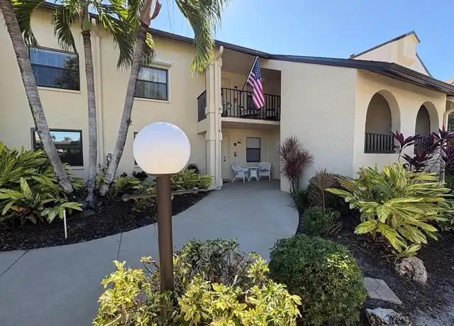 Property at 8383 Charter Club Cir #4, Fort Myers, FL, 33919, 2 beds, 1 bath, [object Object]