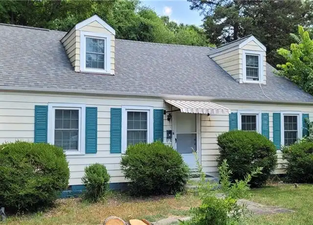 Property at 1561 Lovett St, Greensboro, NC, 27403, 2 beds, 1.5 baths, [object Object]