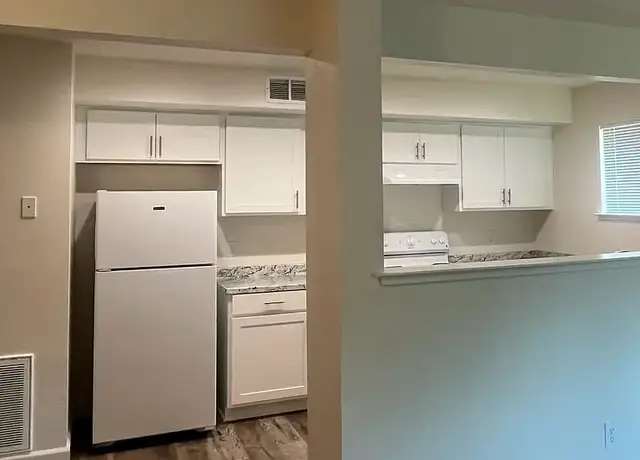 Photo of 4400 Shining Star Dr, Sacramento, CA 95823
