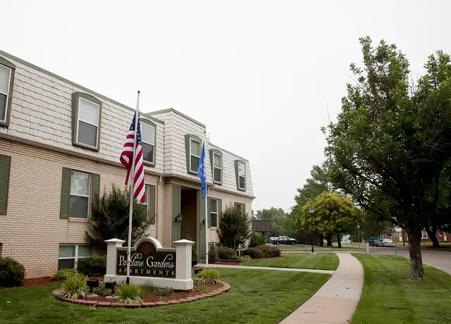 Property at Parklane Gardens - 959 S Bleckley Dr, Wichita, KS, 67218, 1 bed, 1 bath, [object Object]