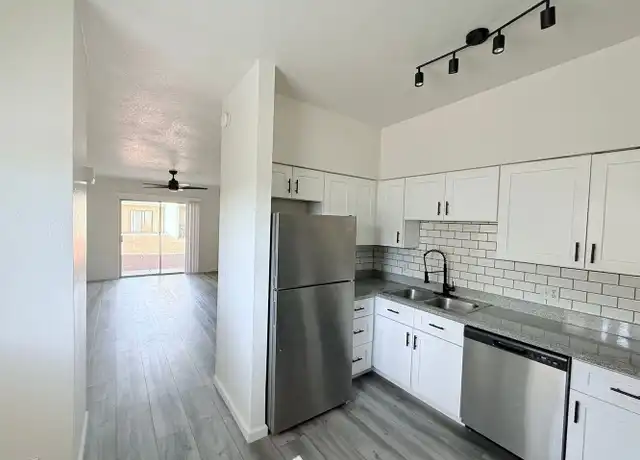 Property at 2814 E Kathleen Rd, Phoenix, AZ, 85032, 1 bed, 1 bath, [object Object]