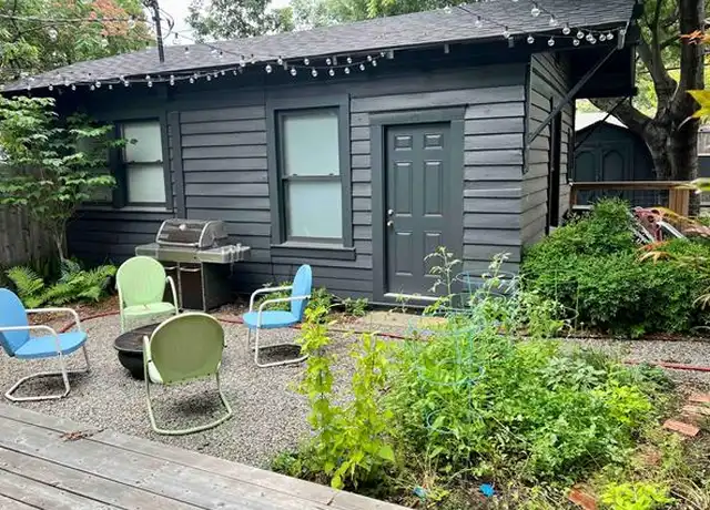Property at 719 S Bishop Ave Unit B, Dallas, TX, 75208, 1 bed, 1 bath, [object Object]
