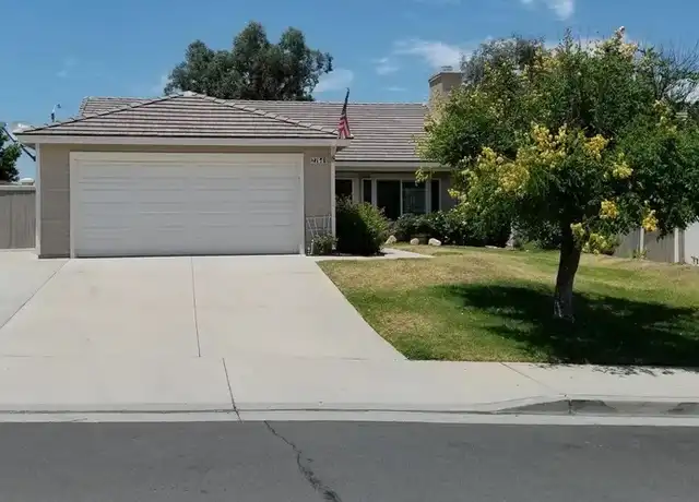 Property at 27541 Eastwind Dr, Corona, CA, 92883, 3 beds, 2 baths, [object Object]