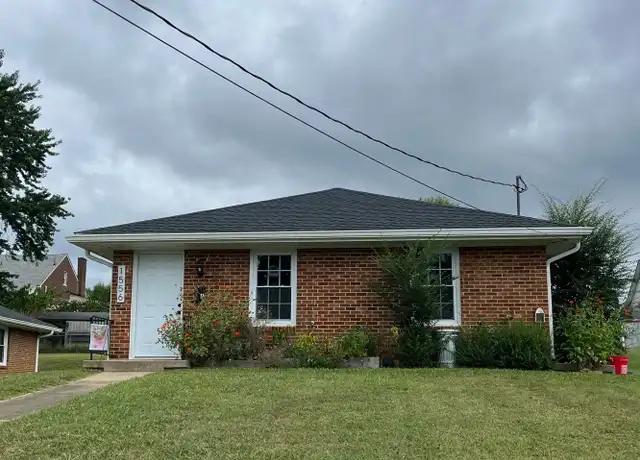 Property at 1552 Knott St Unit 1556 A, Lynchburg, VA, 24502, 2 beds, 1 bath, [object Object]