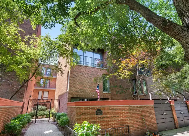 Property at 425 W Grant Pl Unit C, Chicago, IL, 60614, 3 beds, 2.5 baths, [object Object]
