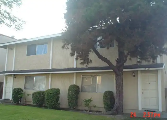 Property at 10661 Walnut St, Los Alamitos, CA, 90720, 2 beds, 1 bath, [object Object]