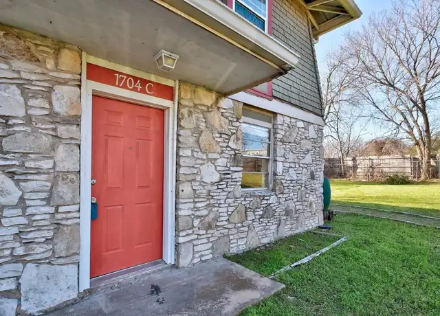 Property at 1704 E. M. Franklin Ave Unit C, Austin, TX, 78721, 2 beds, 1 bath, [object Object]