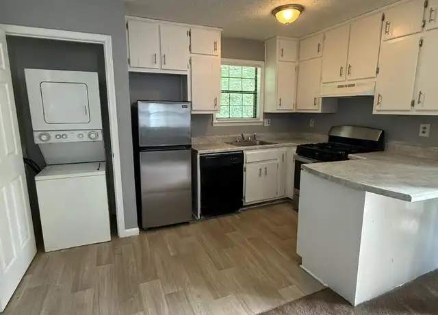 Property at 5902 N Castlegate Dr Unit C, Atlanta, GA, 30349, 1 bed, 1.5 baths, [object Object]