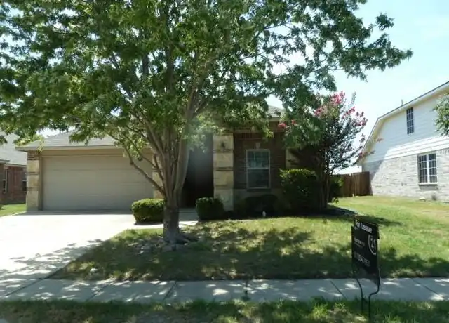Property at 10321 Pyrite Dr, Fort Worth, TX, 76131, 4 beds, 2 baths, [object Object]