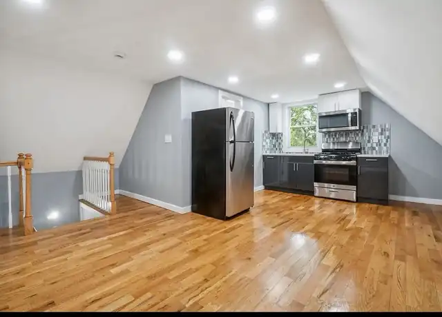 Property at 250 Custer Ave, Jersey City, NJ, 07305, 1 bed, 1 bath, [object Object]