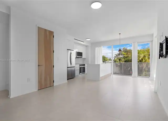 Property at 4432 W Flagler St Unit UPPER, Miami, FL, 33134, 3 beds, 2.5 baths, [object Object]