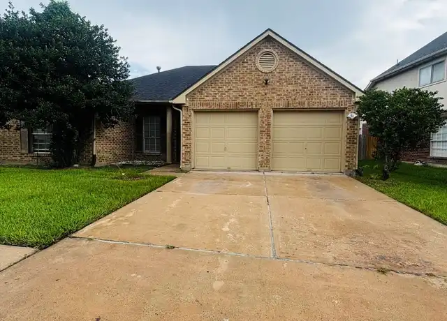 Property at 5307 Oak Falls Dr, Houston, TX, 77066, 4 beds, 2 baths, [object Object]