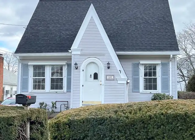 Property at 122 Calaman Rd, Cranston, RI, 02910, 3 beds, 1.5 baths, [object Object]