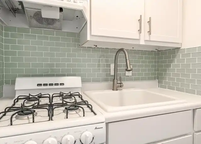 Property at Lakewood Plaza - 2405 Abrams Rd, Dallas, TX, 75214, 0-1 beds, 1 bath, [object Object]