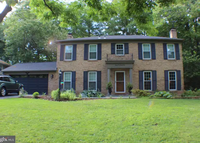 Property at 2223 Abbotsford Dr, Vienna, VA, 22181, 4 beds, 2.5 baths, [object Object]