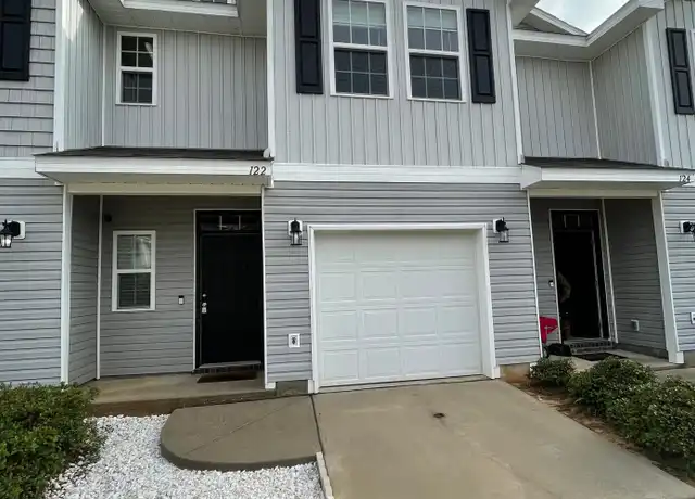 Property at 122 Iron Horse Dr E, Crestview, FL, 32539, 3 beds, 2.5 baths, [object Object]