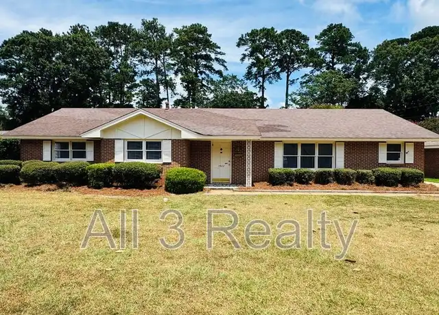 Property at 3913 Dalraida Pl, Montgomery, AL, 36109, 3 beds, 3 baths, [object Object]