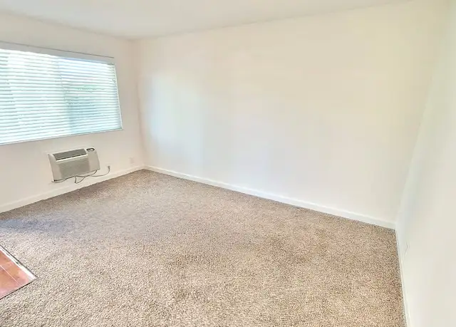 Photo of 1200 Alpine Rd, Walnut Creek, CA 94596