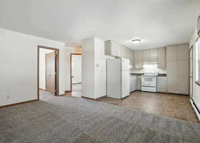 Property at 419 10th Ave Unit 41902, Coralville, IA, 52241, 2 beds, 1 bath, [object Object]