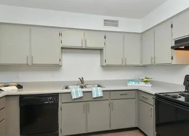 Property at 17805 N 40th St, Phoenix, AZ, 85032, 2 beds, 2 baths, [object Object]