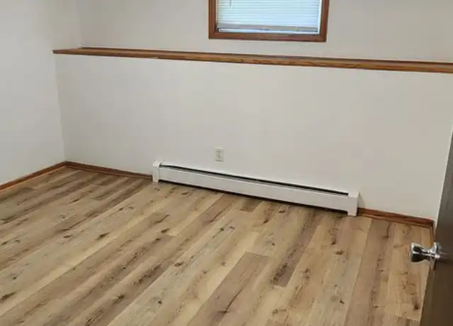 Property at 219 2nd St NE Unit 5, Blooming Prairie, MN, 55917, 2 beds, 1 bath, [object Object]