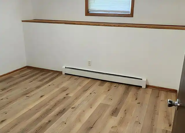 Property at 219 2nd St NE Unit 5, Blooming Prairie, MN, 55917, 2 beds, 1 bath, [object Object]