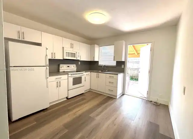 Property at 616 SW 4th St Unit 1, Hallandale Beach, FL, 33009, 2 beds, 1 bath, [object Object]