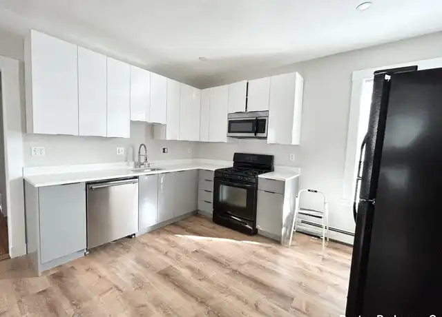 Property at 24 Willis St Unit 2, Boston, MA, 02125, 4 beds, 1 bath, [object Object]