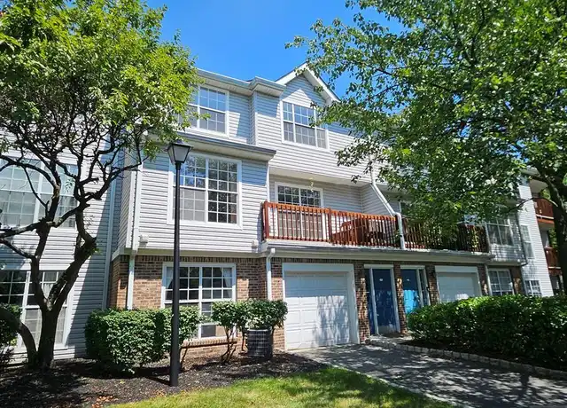 Property at 274 Village Circle Dr, Fort Lee, NJ, 07024, 2 beds, 2.5 baths, [object Object]